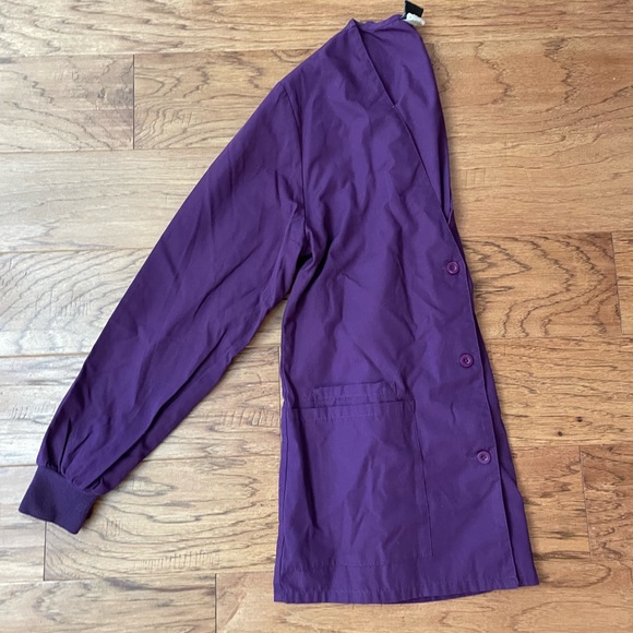 Scrub jacket - Picture 2 of 2